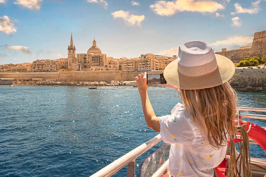 1-Day Hop-On Hop-Off Bus + Harbour Cruise (CMO) - What the $41 pass really gives you