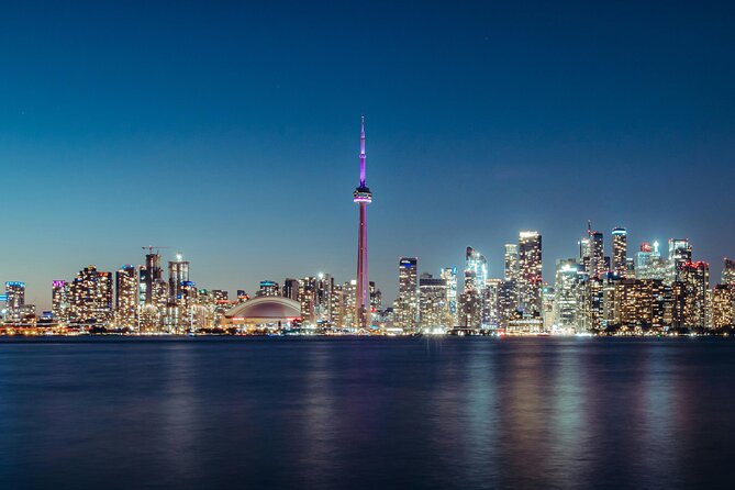 1-Hour Toronto Harbour Tour with Live Narration - The guides make the short ride work