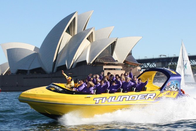 30-Minute Sydney Harbour Jet Boat Ride on Thunder Twist - Meeting at Circular Quay and getting ready
