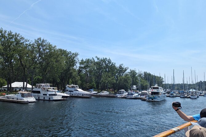 60-Minute Toronto Sightseeing Harbour Tour - Key points before you board