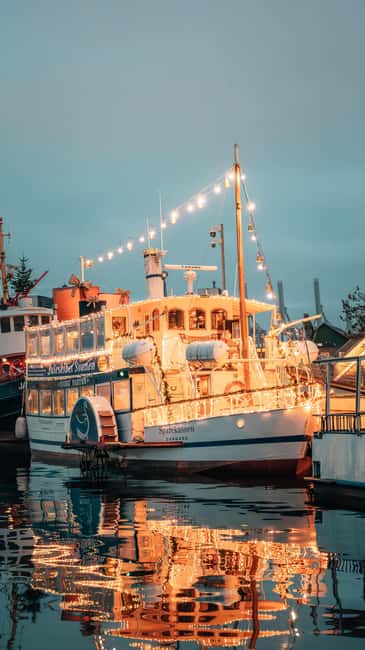 Aarhus: Guided Harbor Cruise with Iconic Landmarks & Aarhus - Choosing the 5:00 PM coastal route