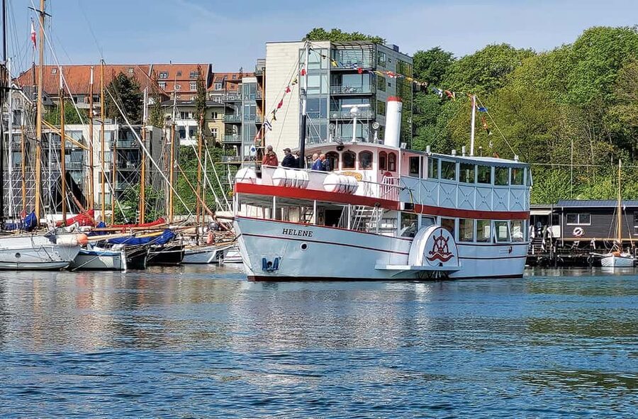 Aarhus: Harbour Cruises with local guide - The tugboat Jacob and the harbour’s working past