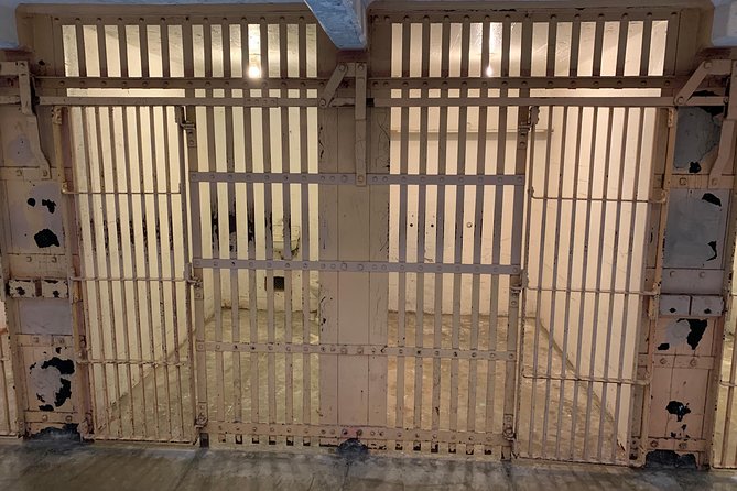 Alcatraz Visit with Night Option and SF Bay Cruise - The cellhouse audio tour