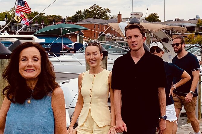 Annapolis Historic Walking Tour at Harbor and Naval Academy - Hammond-Harwood House and colonial Annapolis