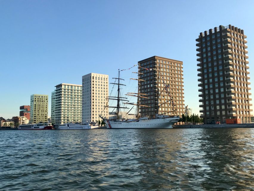 Antwerp: Private Old Harbour Boat Tour Incl. Drinks & Snacks - Bonaparte Dock and Willemdok