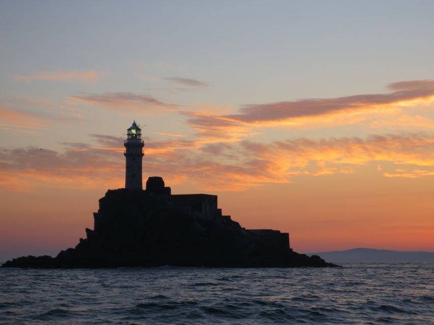 Baltimore Harbor: Sunset Cruise to Fastnet Rock Lighthouse - Sherkin Island and the remains of Sherkin Abbey