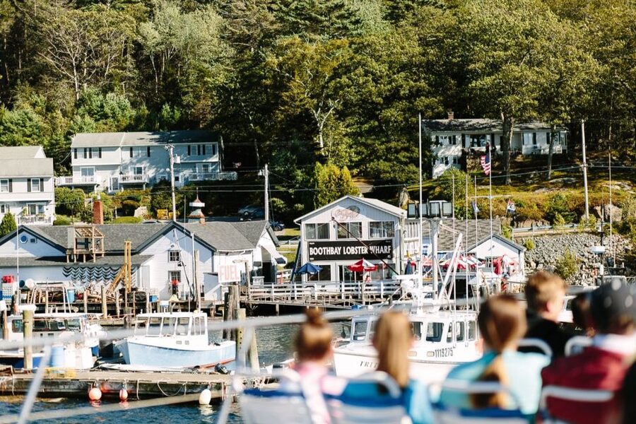 Boothbay Harbor Cruise: Lighthouses, Lobster Haul, and Seals - Key things to know before boarding