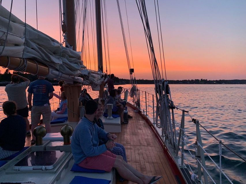Boothbay Harbor: Sunset Sail to see the Maine Coastline - The sunset portion of the sailing