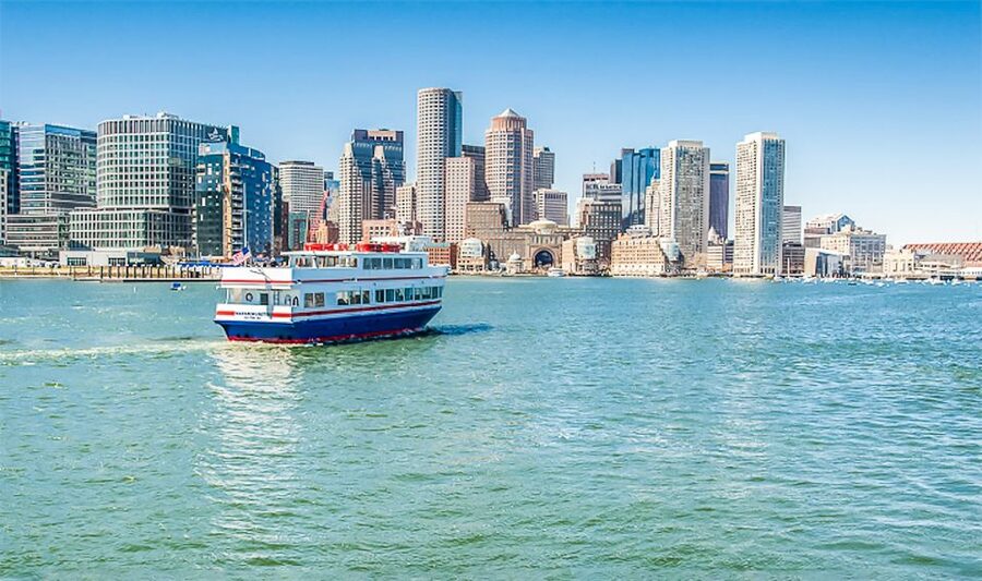 Boston: Boston Harbor Sunset Cruise - Meeting at Rowes Wharf without missing the boat