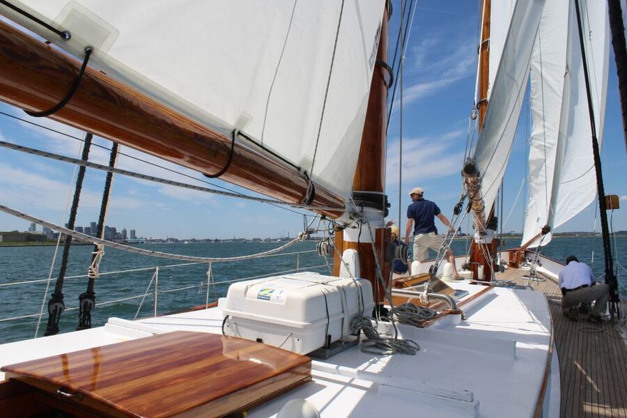 Boston: Downtown Harbor Sailing Cruise - Crew Service and the Right Amount of Commentary