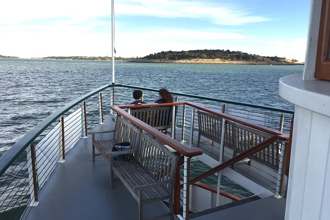 Boston Harbor Brunch Cruise - Narration and the right expectations