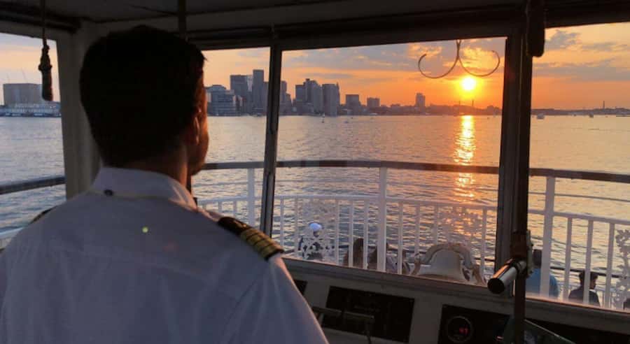Boston Harbor: Full Moon Cruise with Champagne Option - Logan Airport and the sound of arriving planes