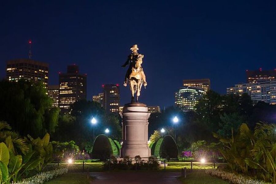 Boston Premium Night Tour with View Boston Observation Deck - Why this night tour works for a first Boston evening