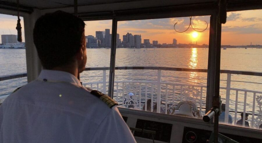 Boston: Scenic Moonlight Harbor Cruise - Finding Rowes Wharf and Gate C