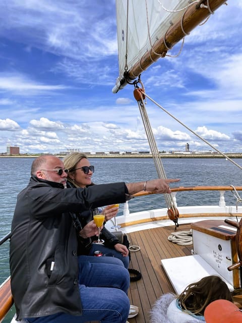 Boston: Sunday Pastry & Prosecco Sail on Boston Harbor - What the two-hour itinerary feels like