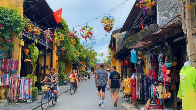 Chan May port/ Tien Sa port Tour Da Nang & Hoi An Highlights - Dragon Bridge and Love Bridge in Da Nang