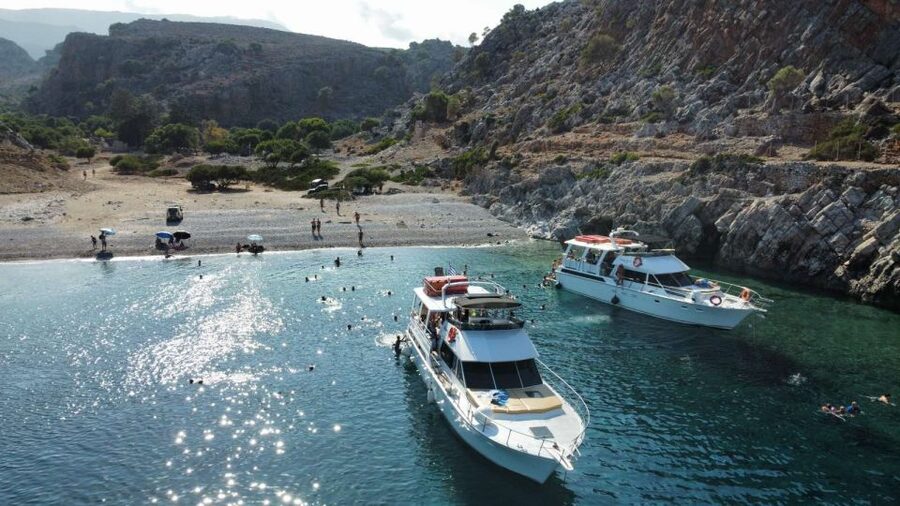 Chania: Menies Beach & Chironisia Bay Cruise with Snorkeling - Menies Beach, ancient Diktynna, and the WWII cannon