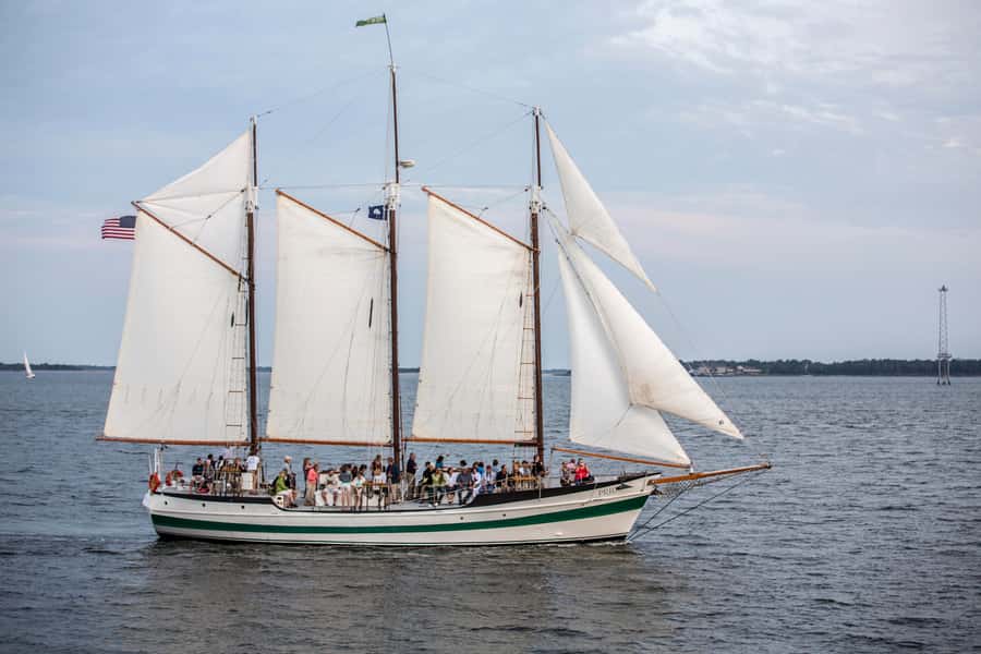 Charleston: Schooner Sailing Harbor Tour & Dolphin Watch - The pleasure of a quiet harbor sail