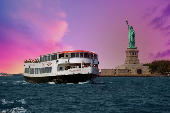 Circle Line: 2hr - New York City Harbor Lights Cruise - Why New York’s skyline works better after sunset