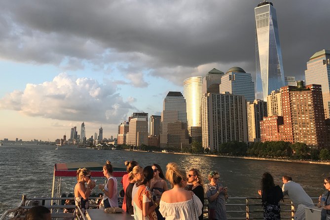 Circle Line: 2hr - New York City Harbor Lights Cruise - Bridges, open decks, and photo time