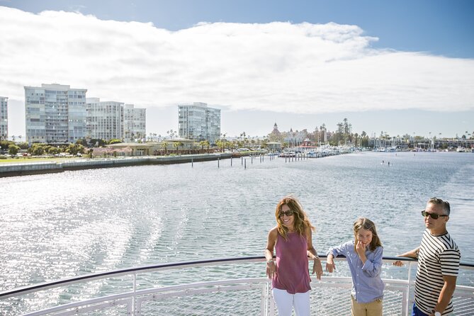 City Cruises San Diego: Scenic 90-Minute Narrated Harbor Tour - Who should book this cruise?