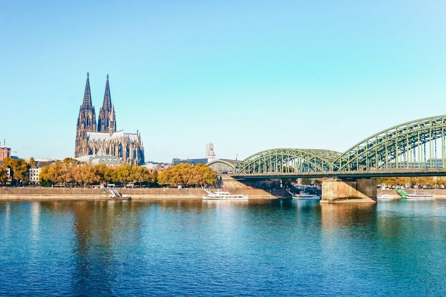 Cologne: 3-Hour Harbor Tour Cruise - Deutz and Mülheim show different sides of the river