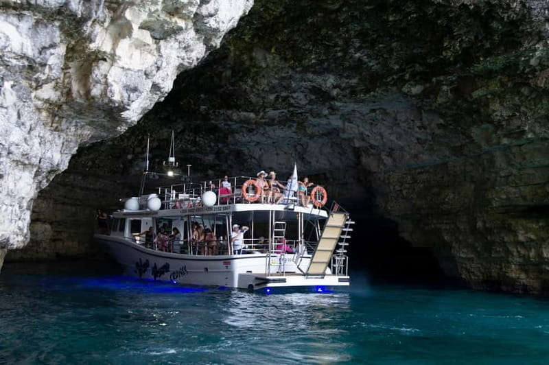Comino Blue Lagoon & Crystal Lagoon - 3 Bay Cruise - Crew, comfort, and the feel onboard