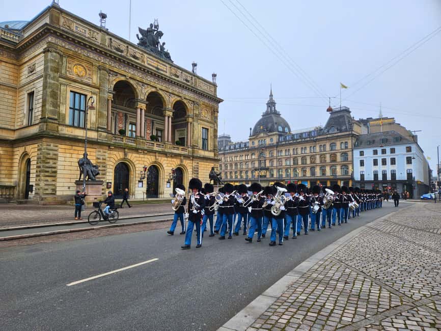 Copenhagen Combo: Walking Tour, Harbor Ferry & Royal Guards - Key points to know before booking