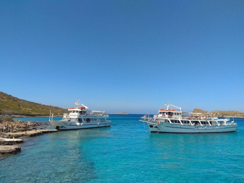 Crete: Mirabello Bay Cruise with Onboard Cocktail - Food, fruit, and the included cocktail