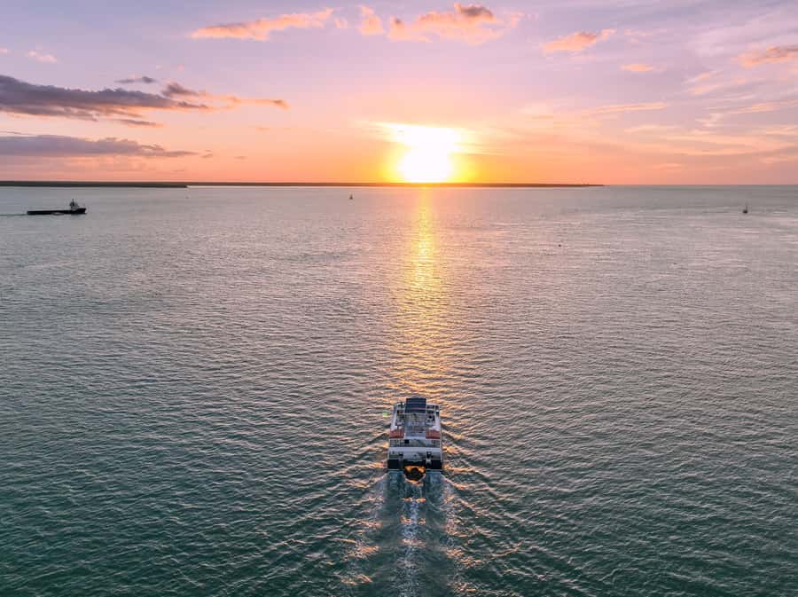 Darwin: Darwin Harbor Sunset Cruise with Buffet Dinner - Key points to know before you book