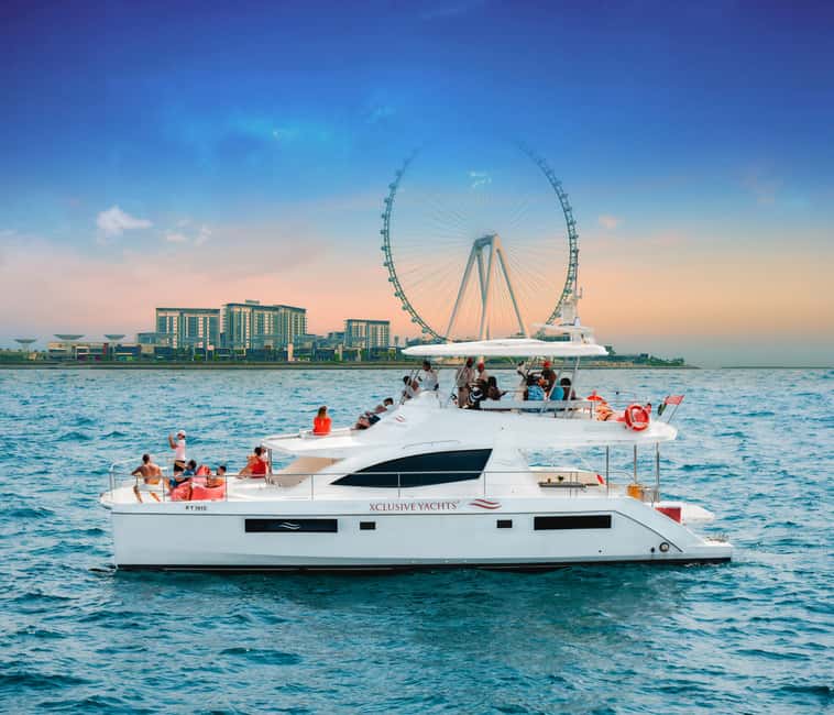 Dubai Marina Yacht Tour: Ain Wheel, JBR & Harbour in 1 Hour - Practical timing and booking advice