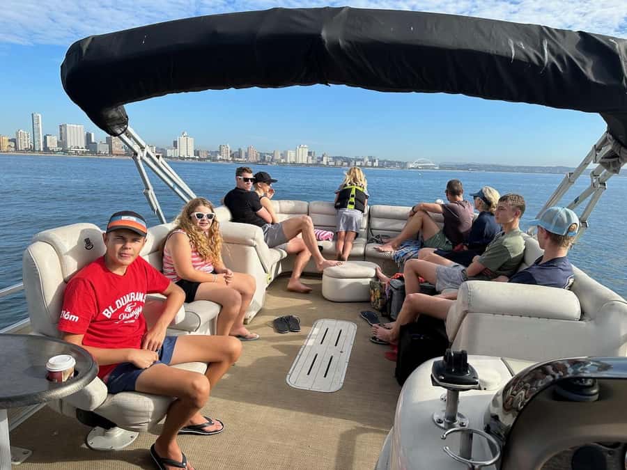 Durban: Pontoon Boat Harbor Cruise - Music, photos, and the crews role
