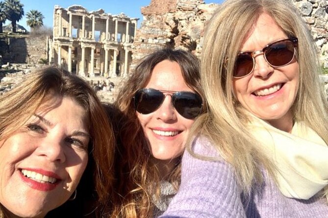 Ephesus Port Tour for Cruisers / Kusadasi Tours - Entering Ephesus before the afternoon heat