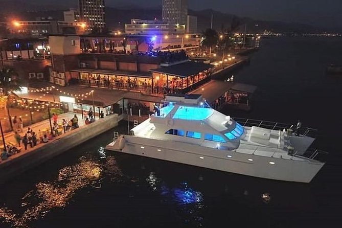 Friday Evening Kingston Harbour Cruise, Sunday Beach Cruise or Charter Our Boats - Two cruises, two very different Kingston afternoons and evenings