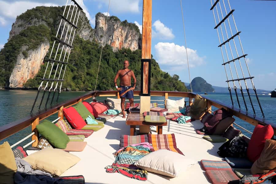 From Phuket: Full-Day Phang Nga Bay Cruise with Meals - Starting at Ao Por pier and crossing toward Koh Yao