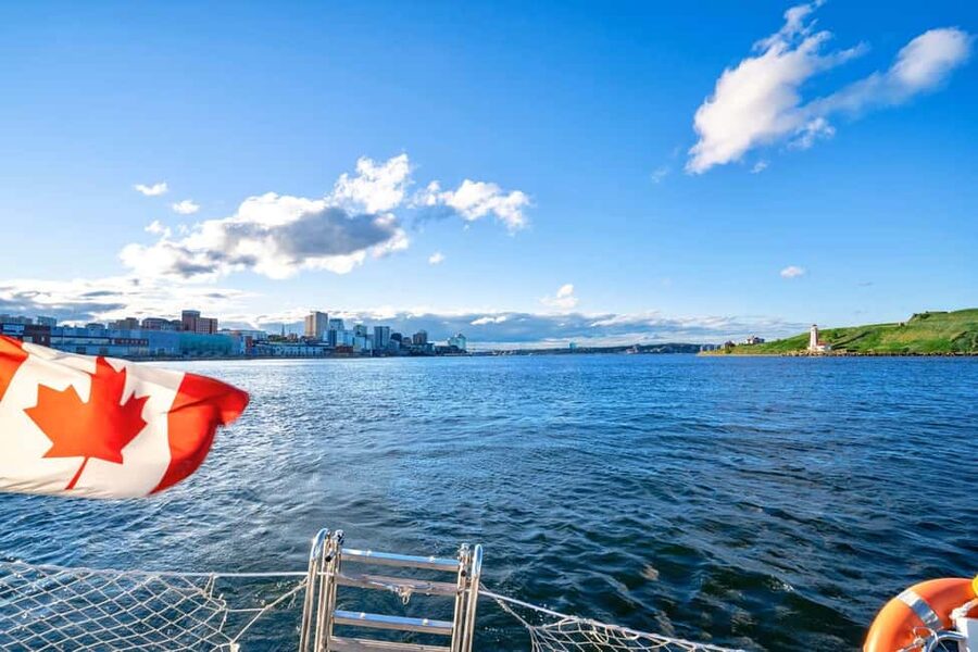 Halifax: Best of Halifax Harbour Tour - Sailing past Halifax Harbour’s working waterfront