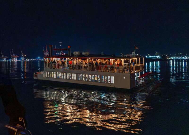 Halifax: Party Cruise on the Harbour Queen - Finding the Cable Wharf departure point