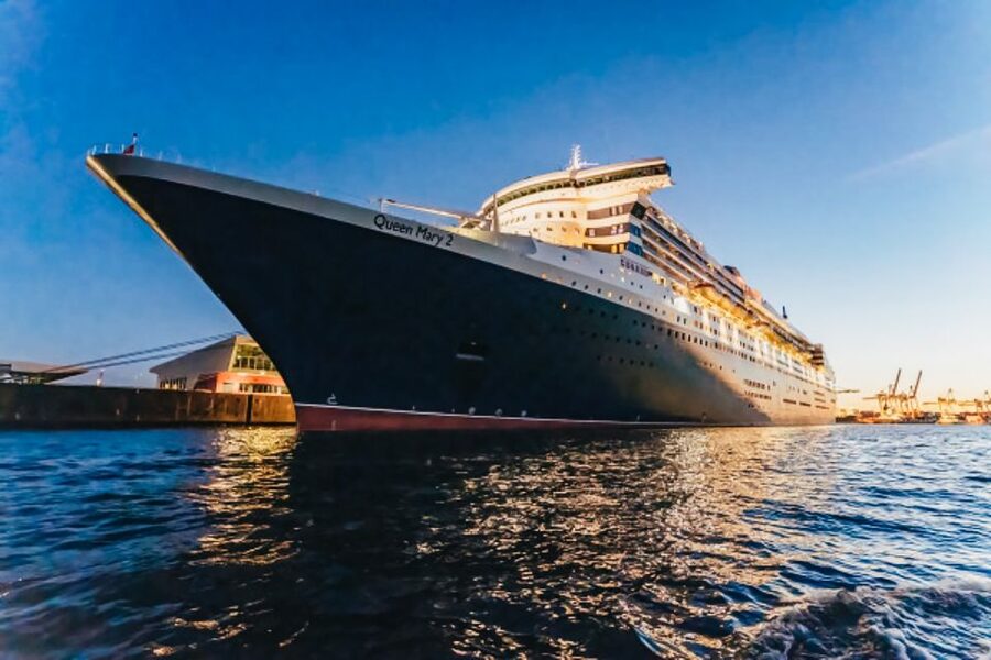 Hamburg: 1.5h Grand Harbor Evening Lights Cruise - Booking and cancellation details that matter