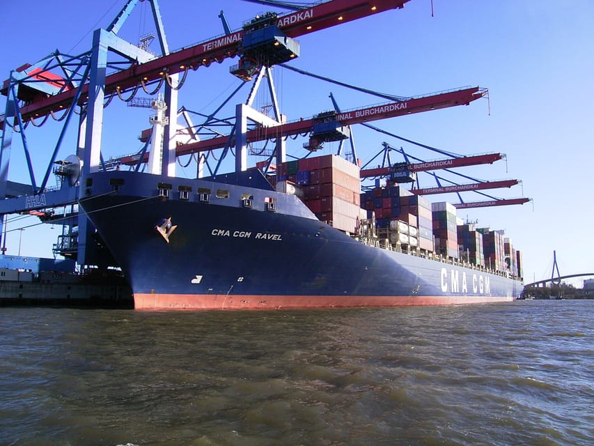 Hamburg: 1-Hour Harbor Cruise - Speicherstadt and the question of the tide