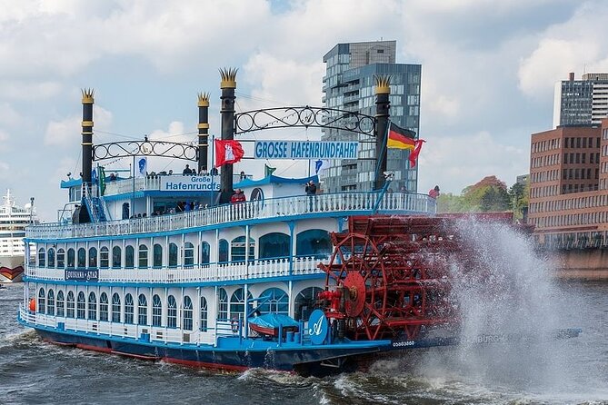 Hamburg 2-hour harbor tour on the beautiful Elbe - The Working Container Port
