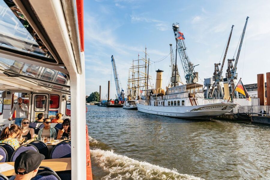 Hamburg: Harbor Cruise with Wine and Cheese - St. Michael’s Church and Hamburg’s old city identity