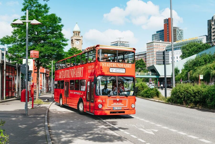 Hamburg: Hop-On Hop-Off Bus with Harbor Cruise - From the Elbphilharmonie to HafenCity