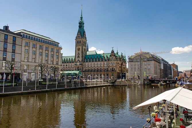 Hamburg Hop-on-Hop-off Tour, Harbor and Lake Alster Cruise - Lake Alster: the quiet hour