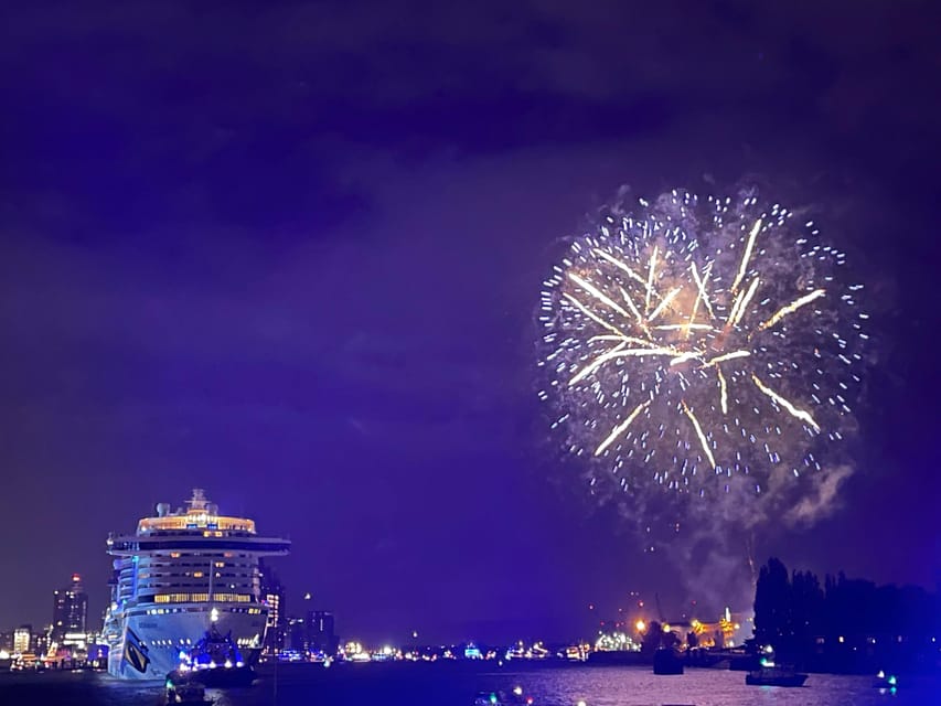 Hamburg: New Years Eve Harbour Cruise - Booking flexibility and practical limits