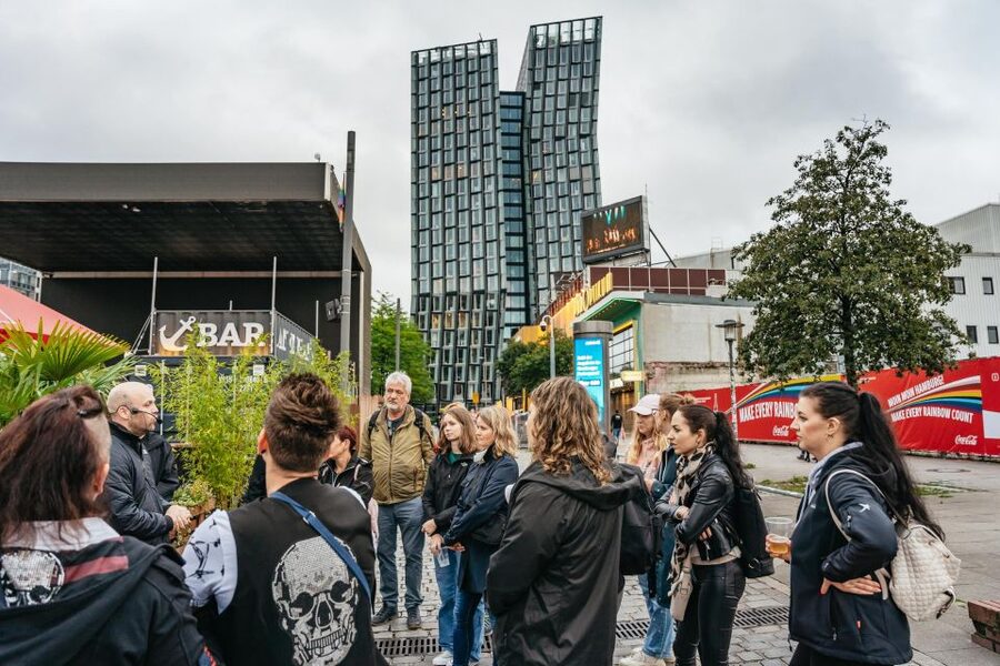 Hamburgs Highlights: Harbor Cruise & Reeperbahn Walking Tour - Boarding at Landungsbrücken Pier 3