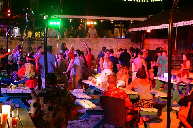 Harbour Lights Beach Extravaganza and Dinner Show - Dancing Is Part of the Plan