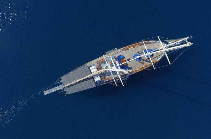 Hera 3 Bay Cruise including the Blue Lagoon - How crowded is the gulet?
