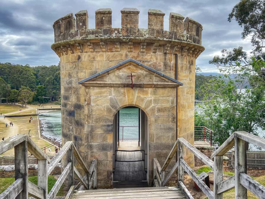 Hobart: Port Arthur, Harbor Cruise and Isle of the Dead Tour - Should you book it?