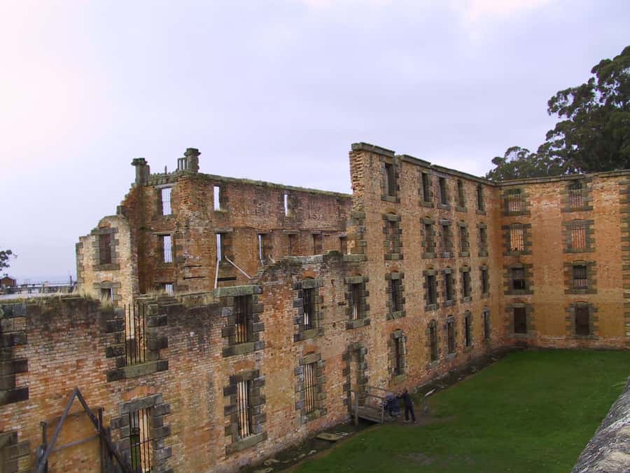 Hobart: Port Arthur, Harbor Cruise and Isle of the Dead Tour - Tasman National Park brings the big views