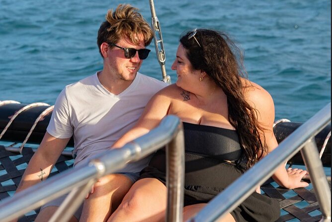 Honolulu Sunset Sail from Kewalo Harbor Including Drinks - How the crew shapes the evening